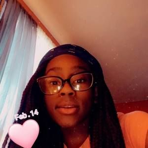 Meet your Posher, Ashley